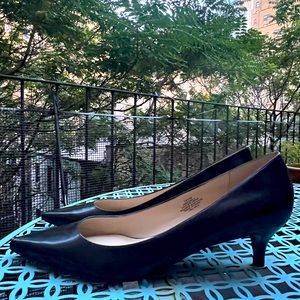 Nine West black pump (Isabela) sz 10.5